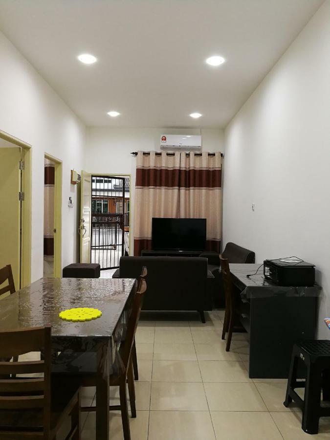 Address No 915, Lorong Uni Central 13, Taman Uni Central, Kuching Samarahan Expressway Luaran gambar