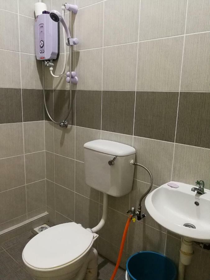 Address No 915, Lorong Uni Central 13, Taman Uni Central, Kuching Samarahan Expressway Luaran gambar
